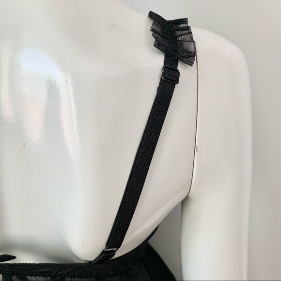 Frederick of Hollywood Baby Doll Lingerie - Picture 7 of 15